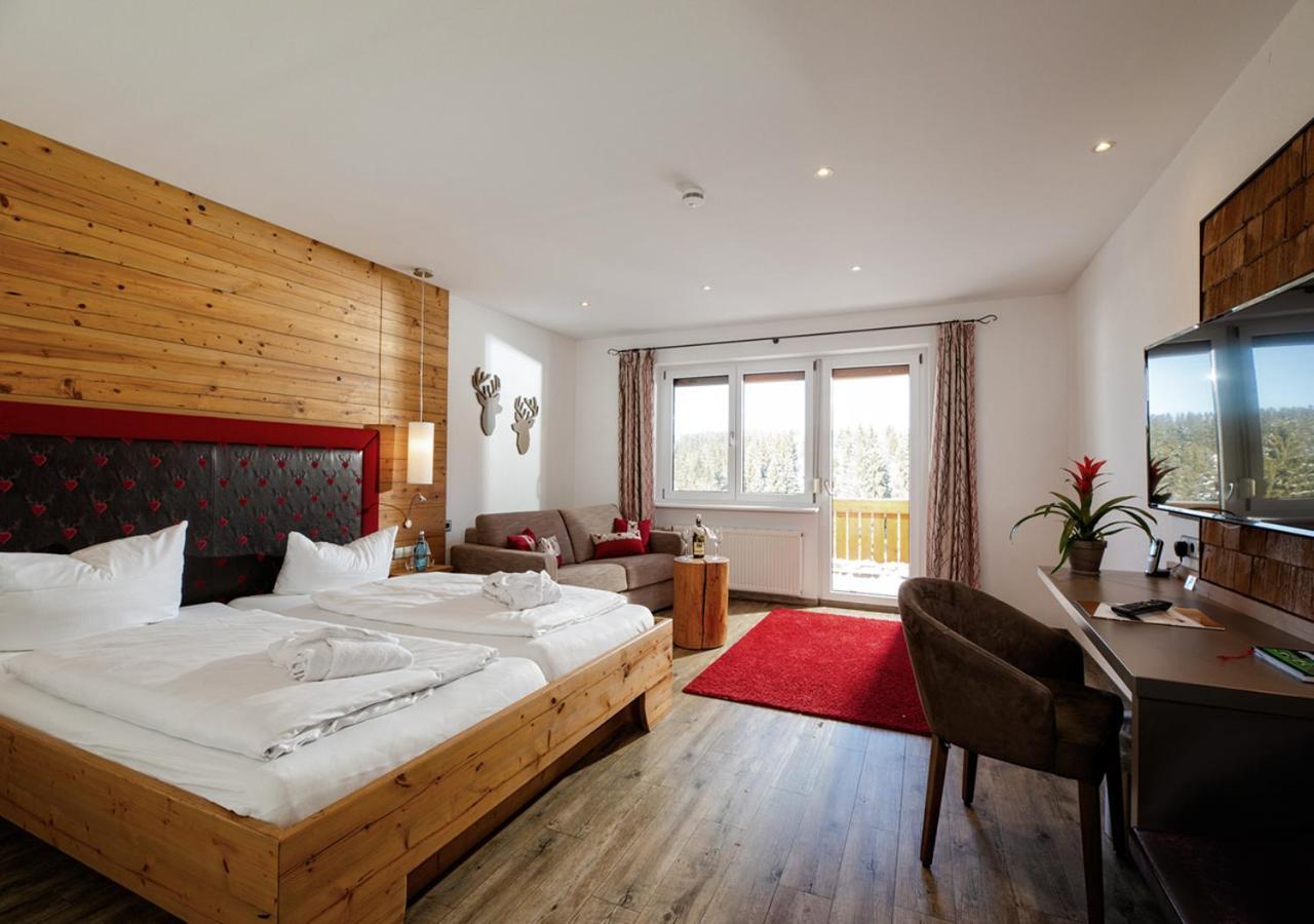 Thaelerhaeusle Hotel Furtwangen Exterior photo