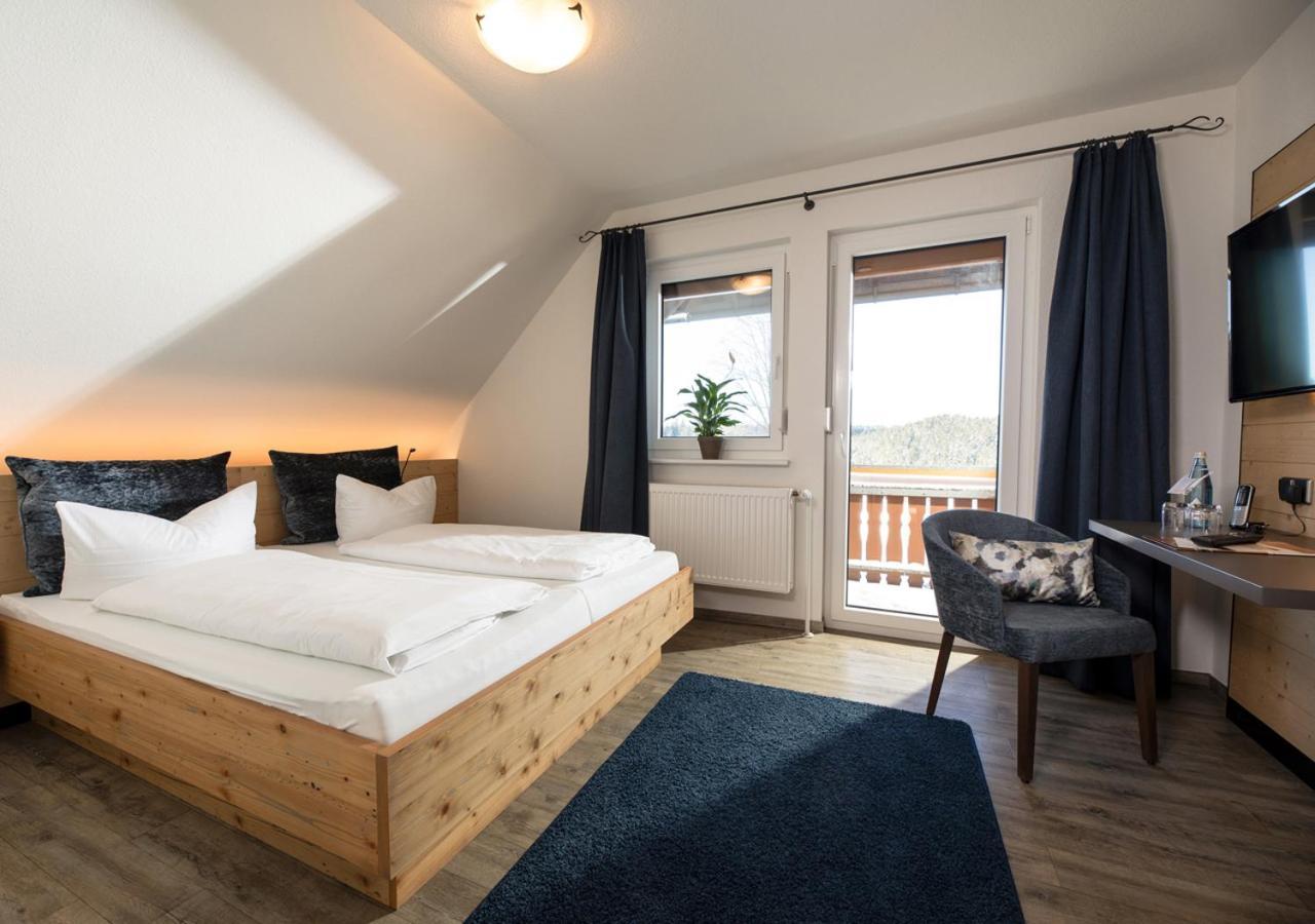 Thaelerhaeusle Hotel Furtwangen Exterior photo